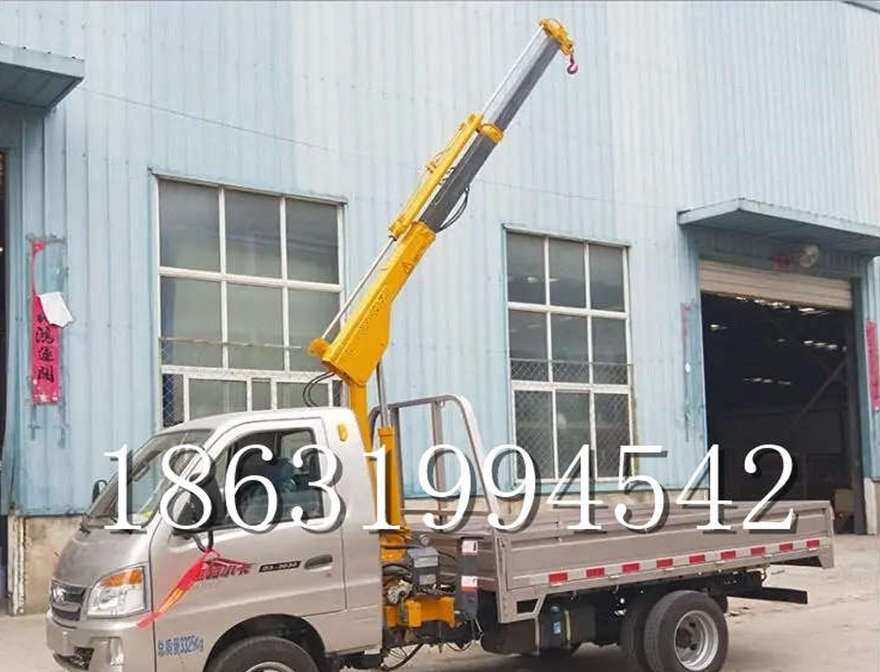 东兴市随车吊机全电动液压吊机搬运全地形履带吊随车吊机油压随车吊油压随车吊改装